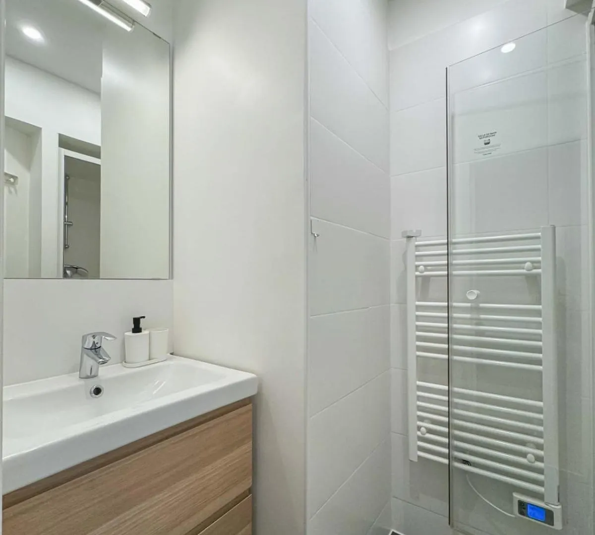 Flexliving - Room - Augereau Paris 0*,